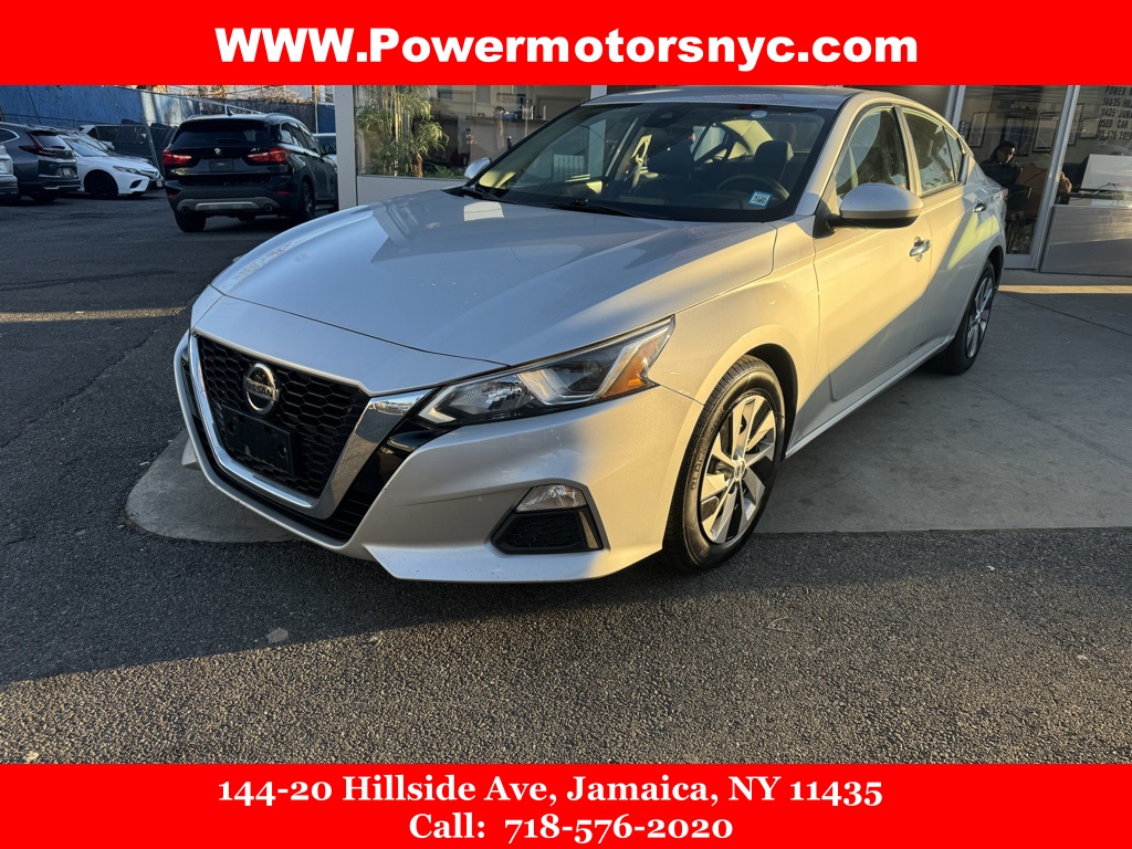 This image has an empty alt attribute; its file name is Nissan-0472812efb333e075473ba1f0698b4dd.jpg